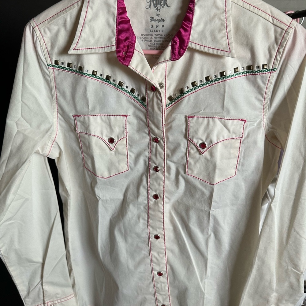 Wrangler White and Pink Western Blouse
